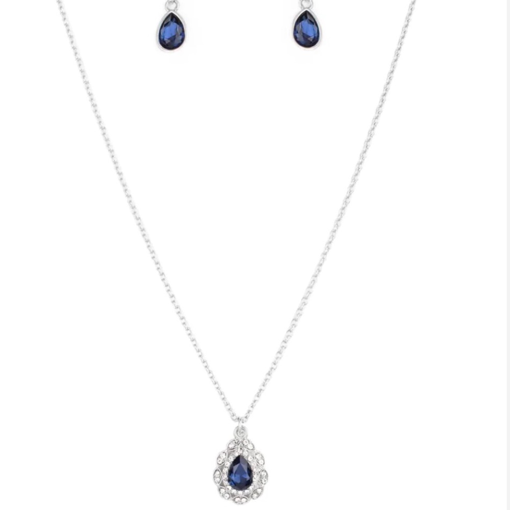 😳March Madness SALE🎉 
Dainty blue elegance